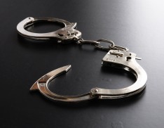 handcuffs services